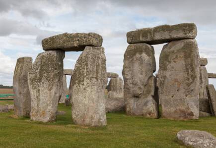 7D UK & Scotland Loop | Royal Castles Tour, Free London City Tour, Windsor & Edinburgh Castles, Stonehenge & World Heritage Sites
